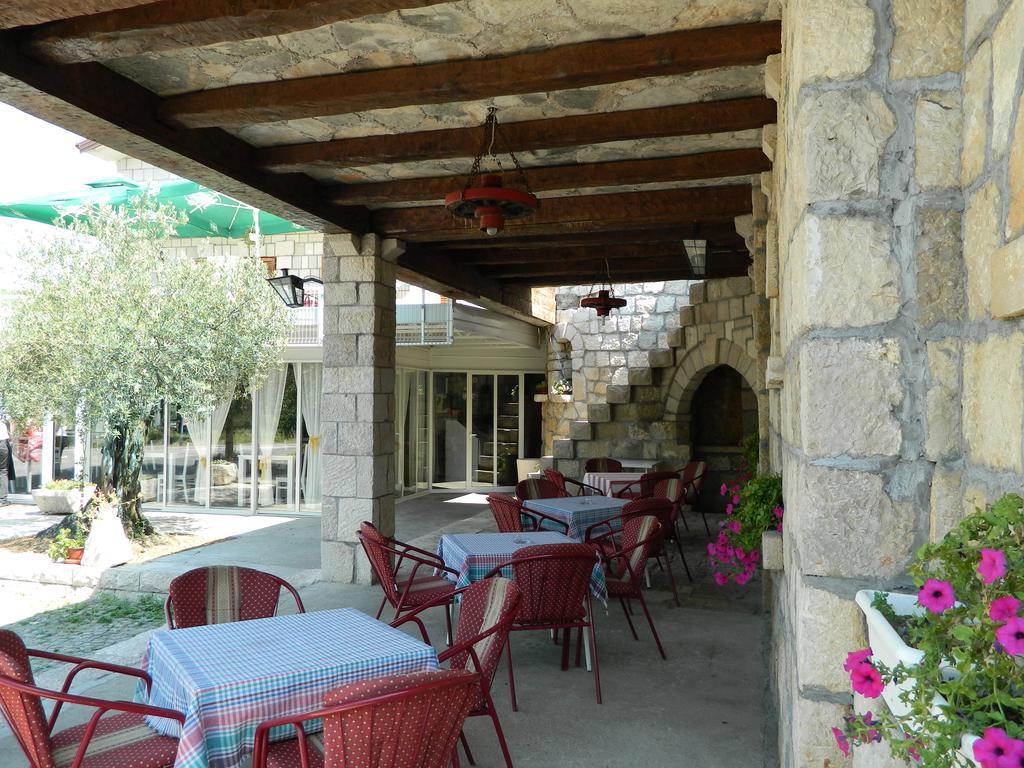 Motel Jelcic Capljina Bagian luar foto